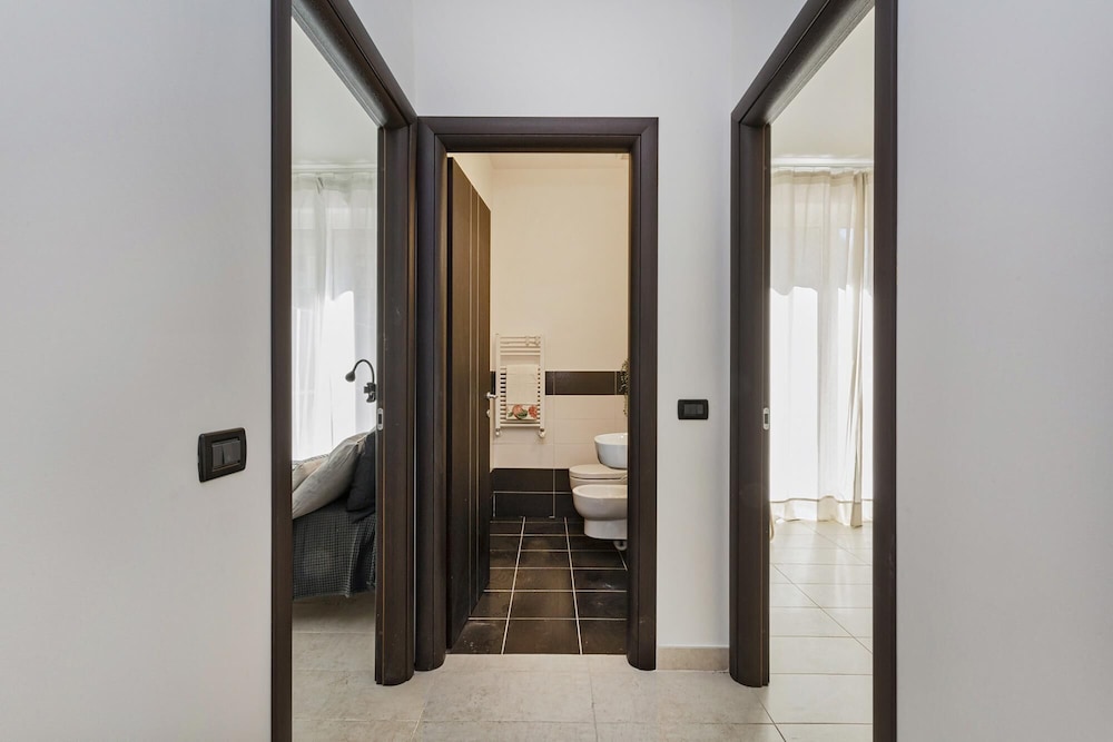 Genoa Vacations - Shelley Apartments by Wonderful Italy - Sky - Property Image 2