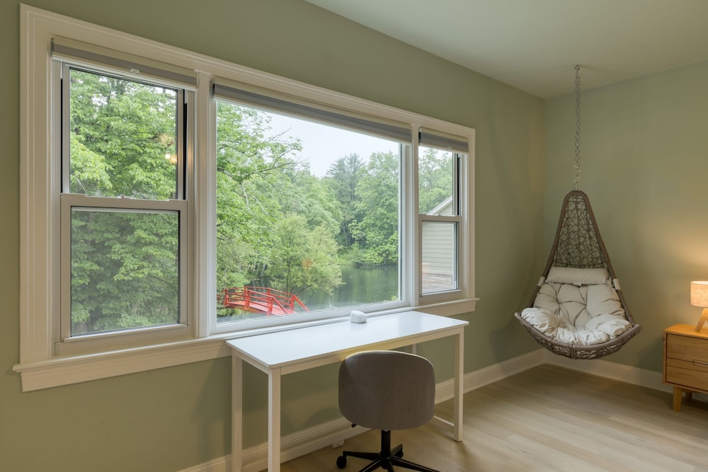 Game Farm Villa by Avantstay 10bdr Private Pond Spa Pool Family-friendly