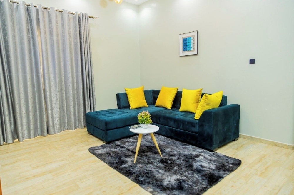 Cozy Residences Kampala 006 view 4