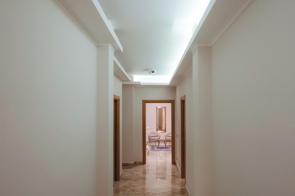 Lifestyle and Suites