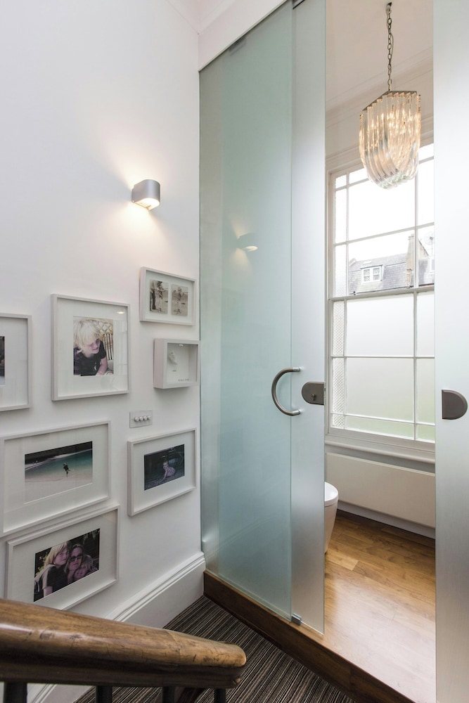 Leamington Road Villas II by Onefinestay