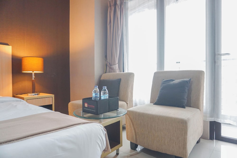 Comfortable Studio At Tamansari Semanggi Apartment