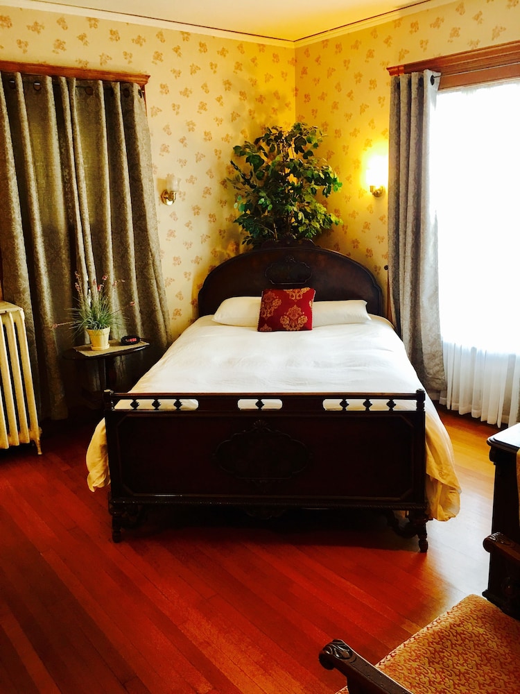 WC Lipe Mansion