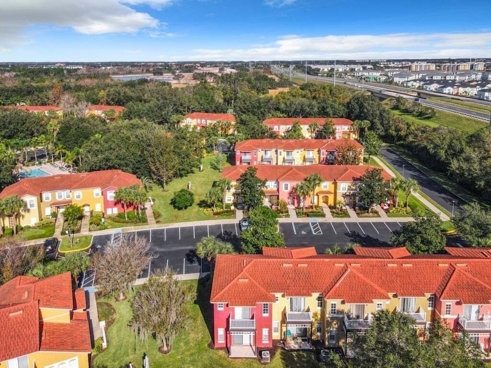 3br Townhome At Emerald Resort Near Disney 3 Bedroom Townhouse