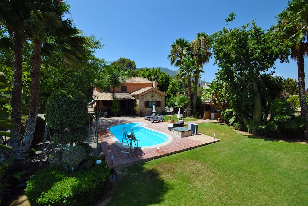 Cubo's Villa Llanos de la Plata photo 1