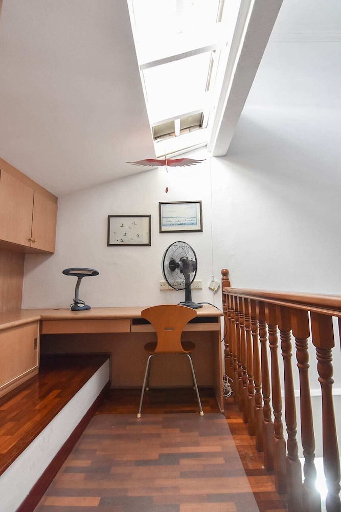 A Spacious 4BR Home Nearby Kiara Hill, Mont Kiara, Pavilion Damansara Heights