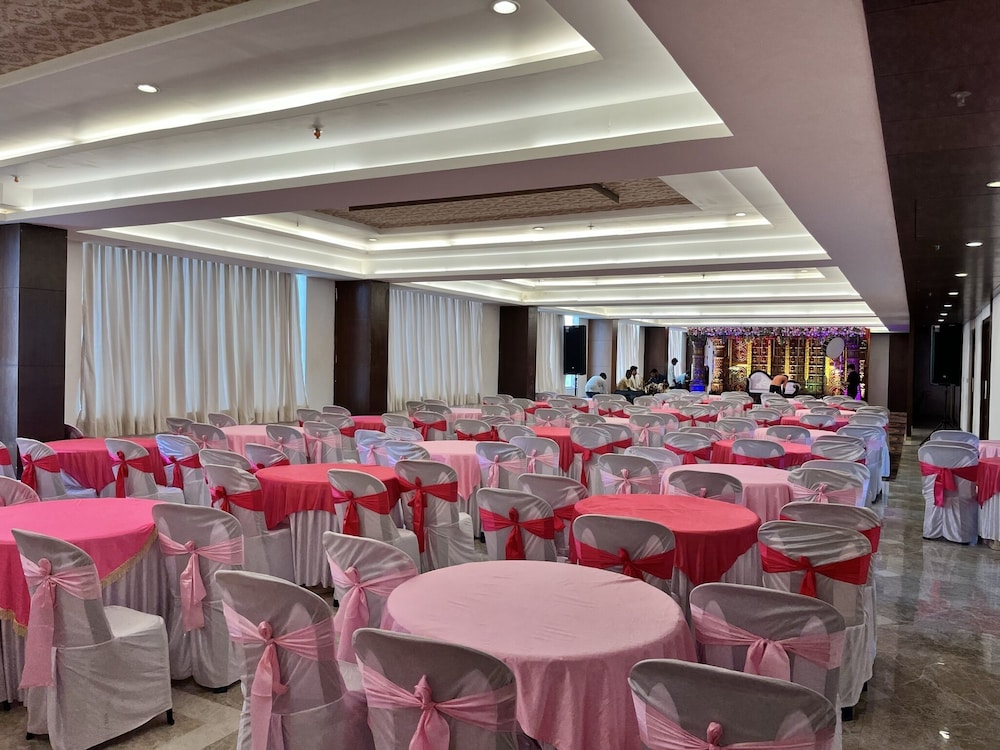 meeting & event spaces