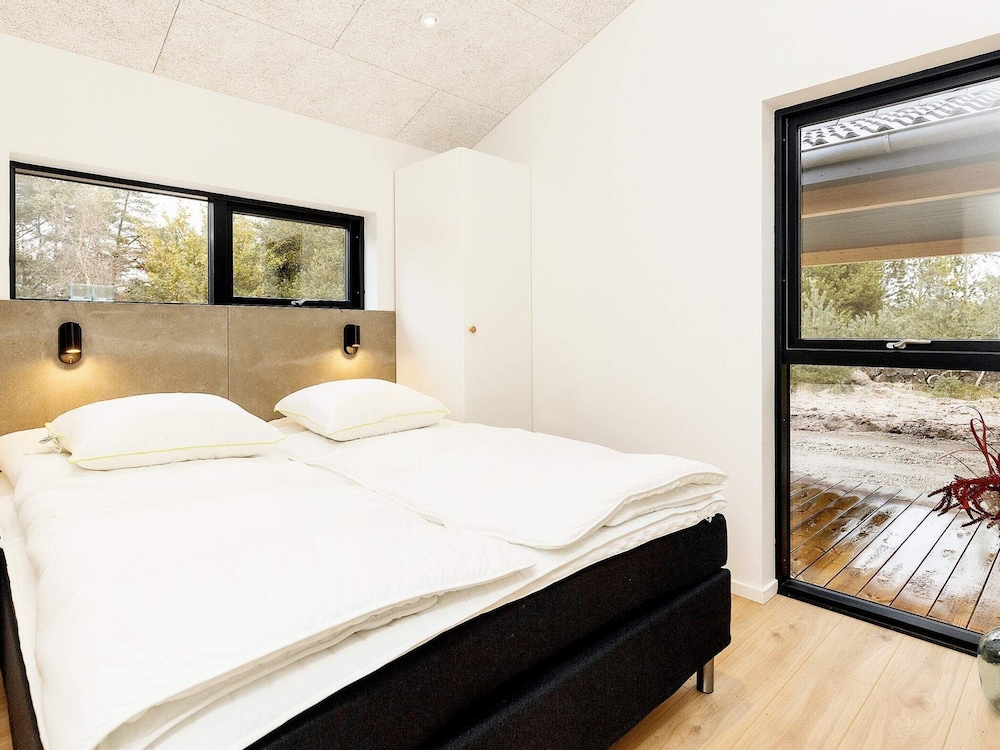 5 Star Holiday Home in Albaek view 4