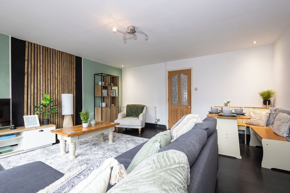 Relaxing 4BR Near City Centre