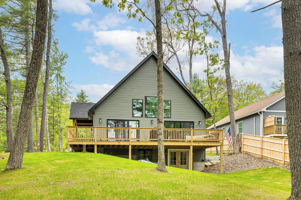 Dock & Game Room: New Waterfront Home in Lyman!