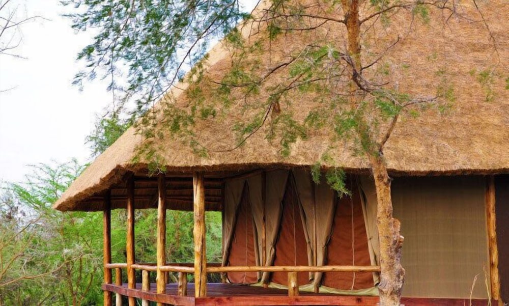 Kabalega Wilderness Lodge view 5