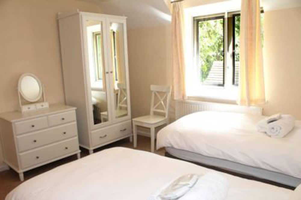 Stroud Vacations - Cotswolds Valleys Accommodation Springfl - Property Image 27