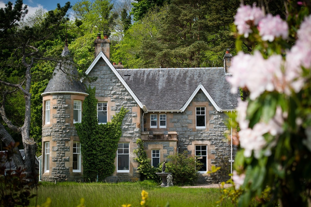 Ardrhu House Fort William