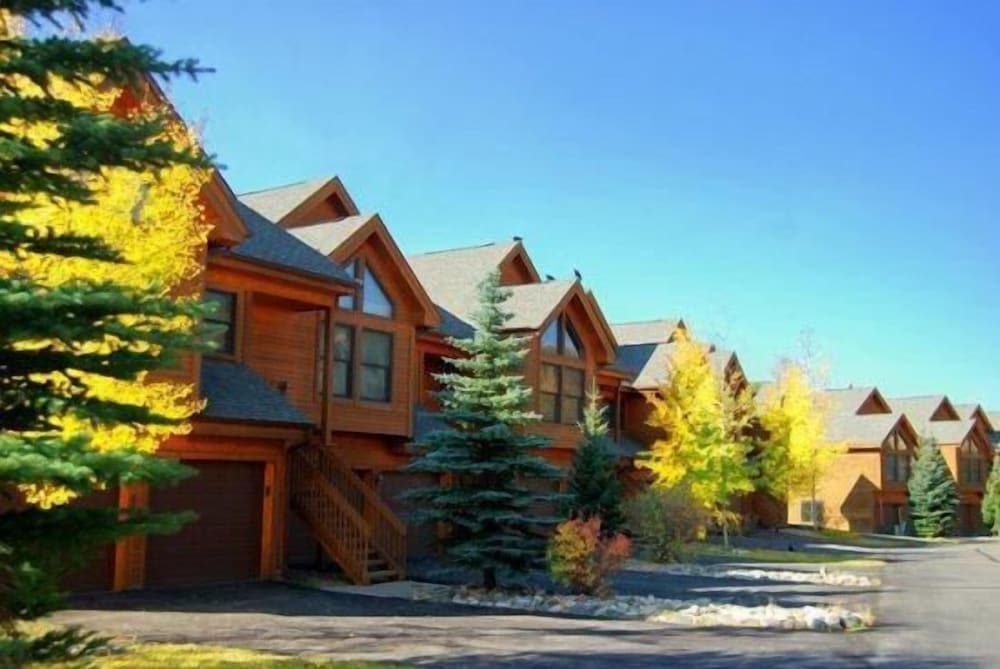 Snake River Village 3 Bedroom Apartment by Key to the Rockies