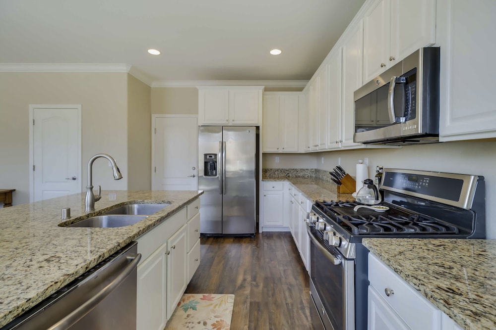 Reno Vacations - Reno Home 7 Mi to Reno-sparks Convention Center! - Property Image 21