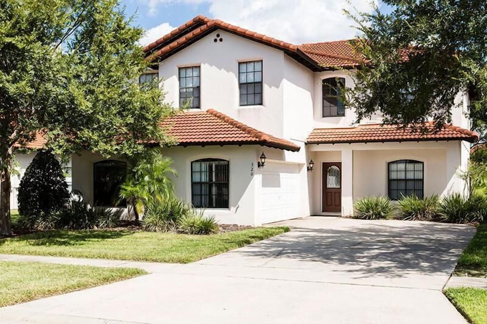 320 High Grove House 5 Bedroom by Florida Star