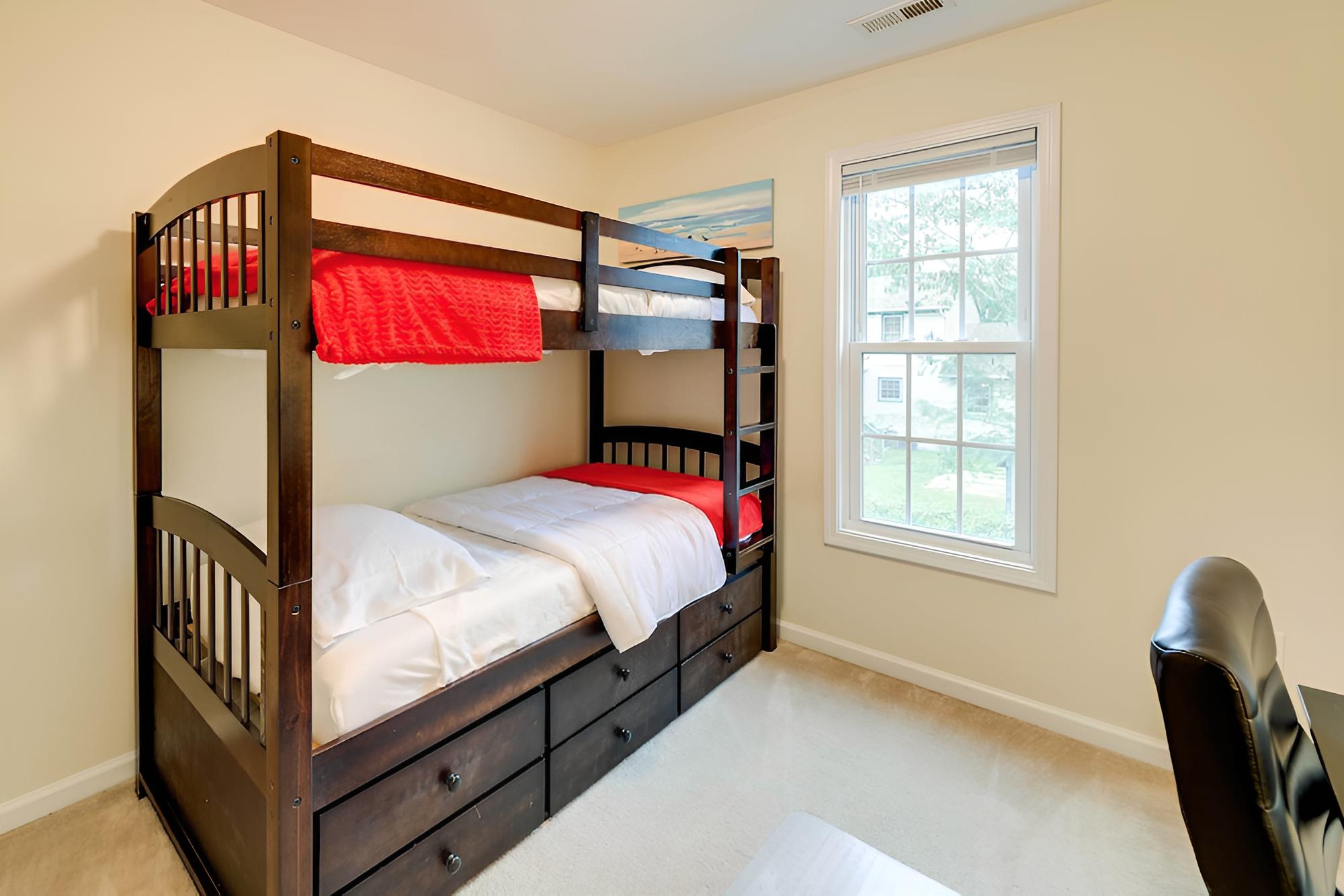 Havelock Townhome w/ Patio ~ 8 Miles to River, photo 2