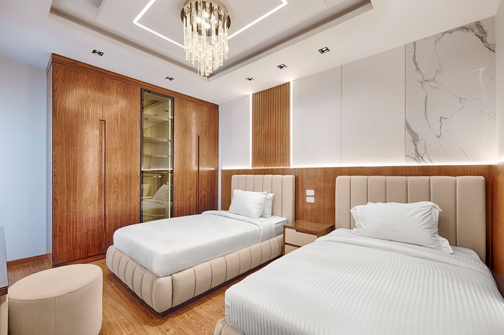 Vesta - Luxury Villa - 3BR - CFC I
