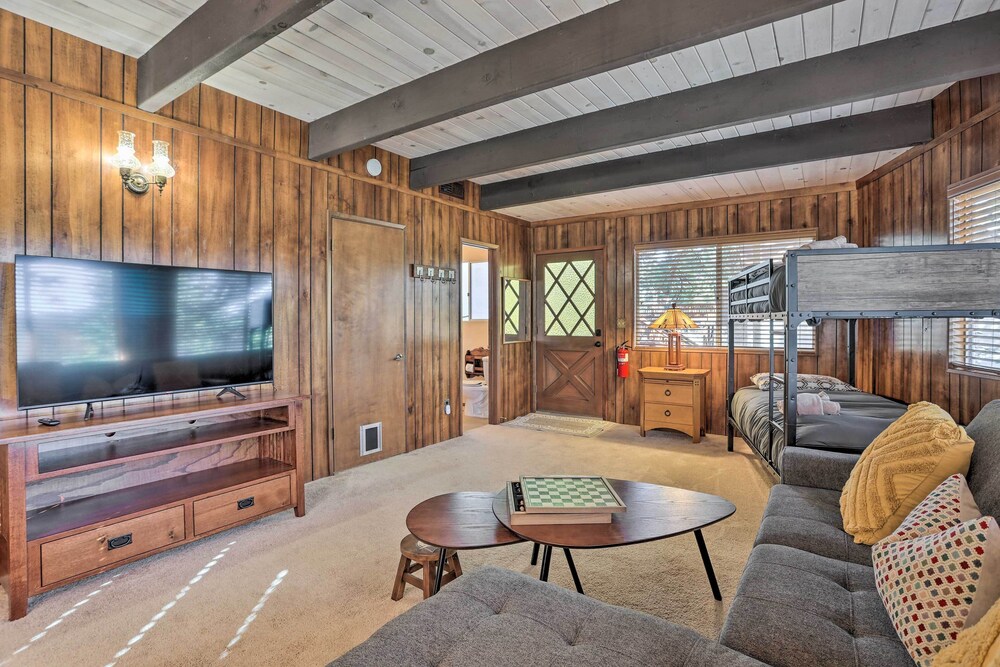 Quaint Cabin Retreat 4 Mi to Arrowhead Lake - Property Image 18