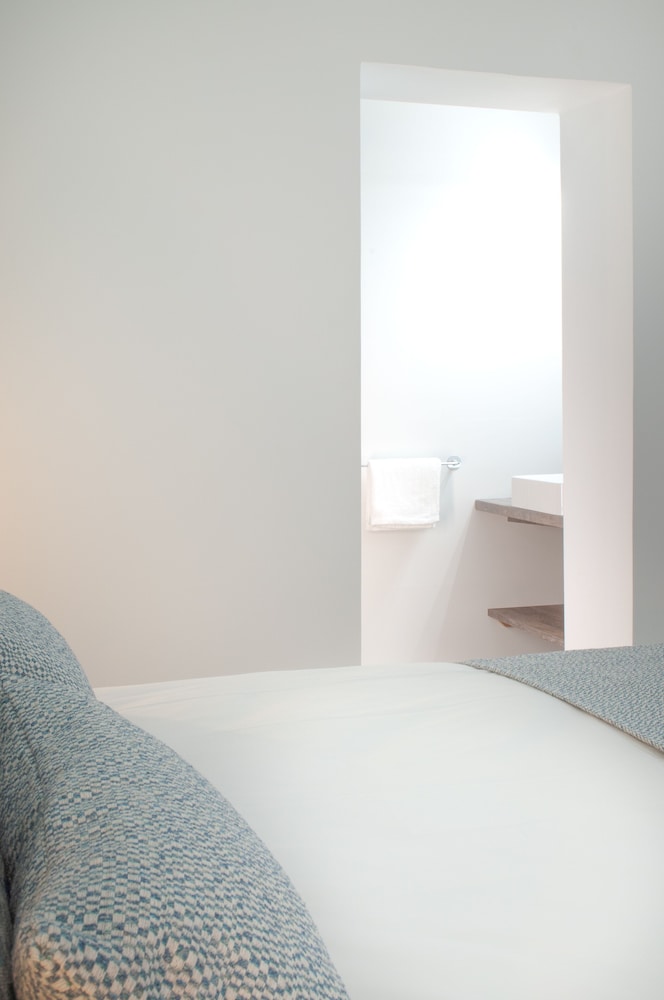 ABAL Apartments - Barrio