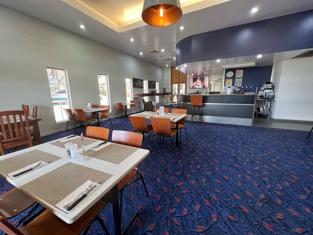 Country Roads Motor Inn Dysart