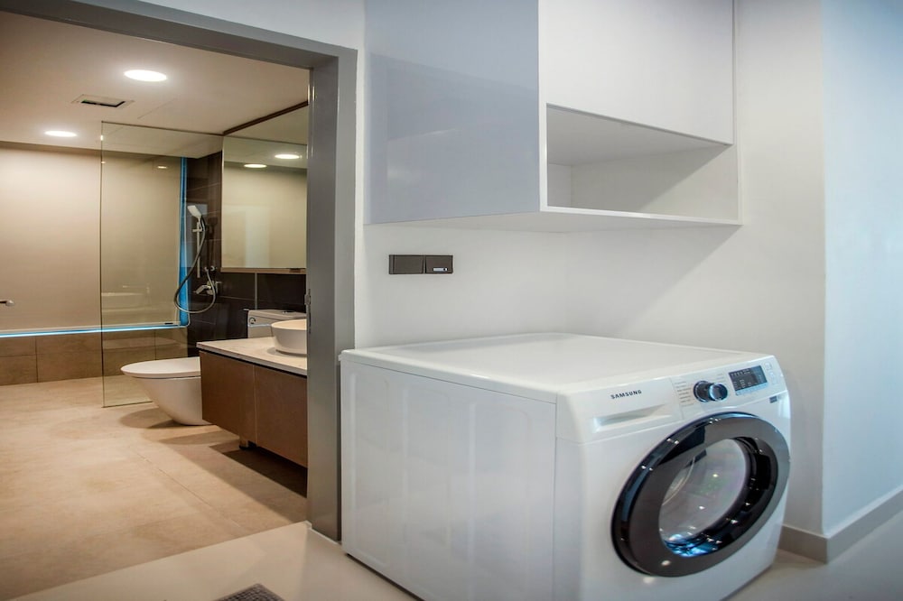 Novo Suites @ Jalan Ampang Skypool