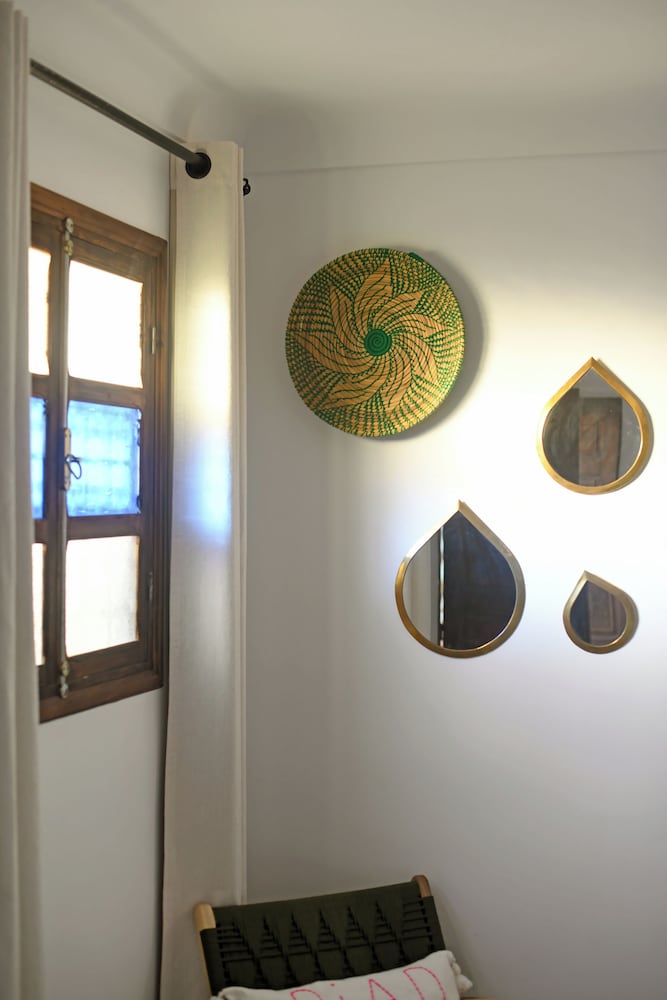 Riad Larbi Khalis