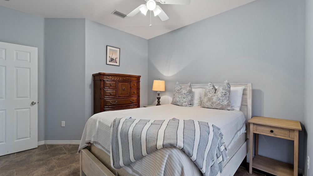 Flip Flop Bay House by Southern Vacation Rentals