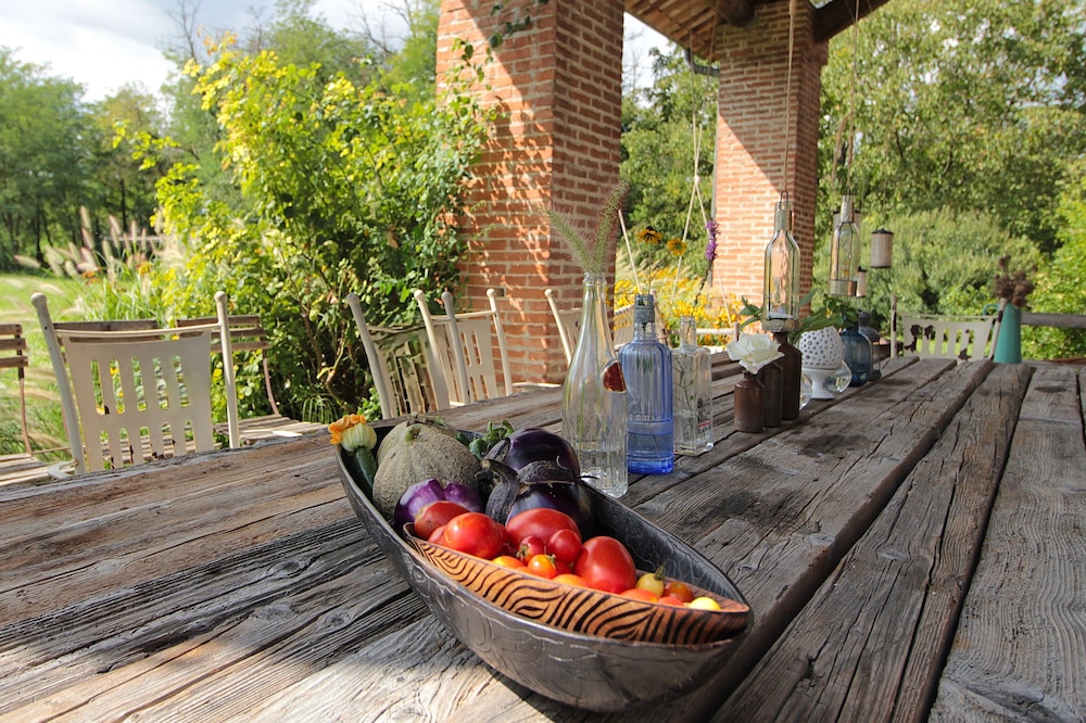 Villa Poggio Zucchino Pool and Wellness Piacenza