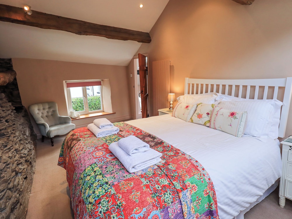 Jacky Garth Cottage