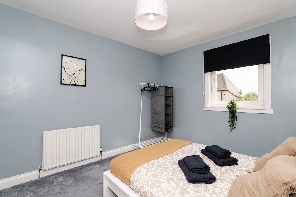 Spacious 3 BED House With Parking, photo 23