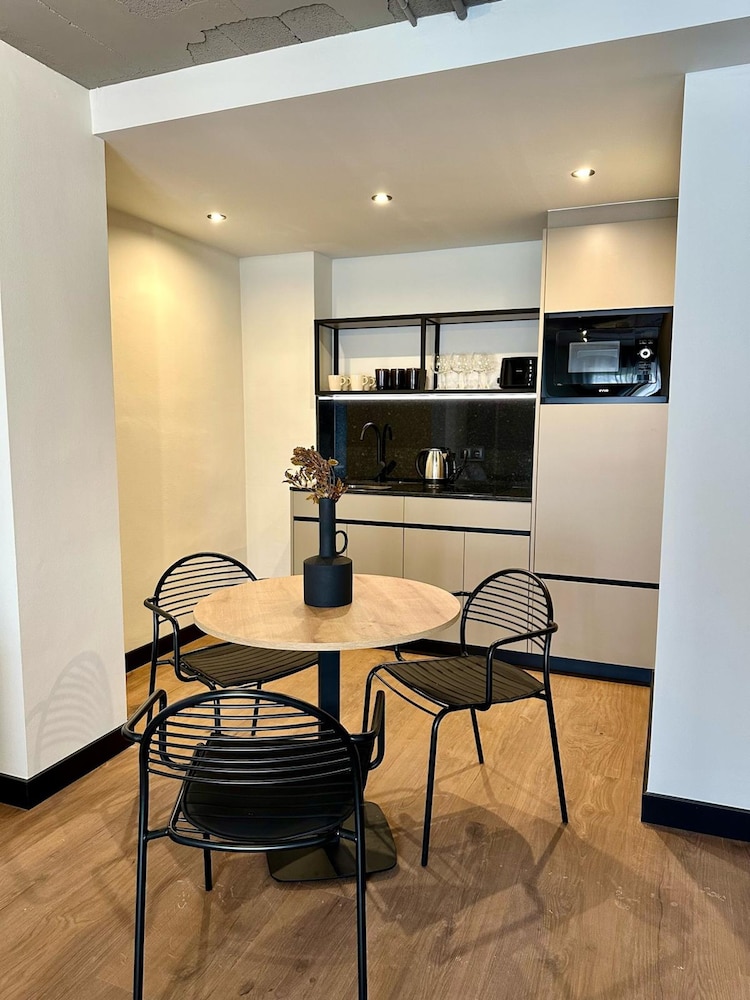 Holidays2Malaga Bubu Apartments