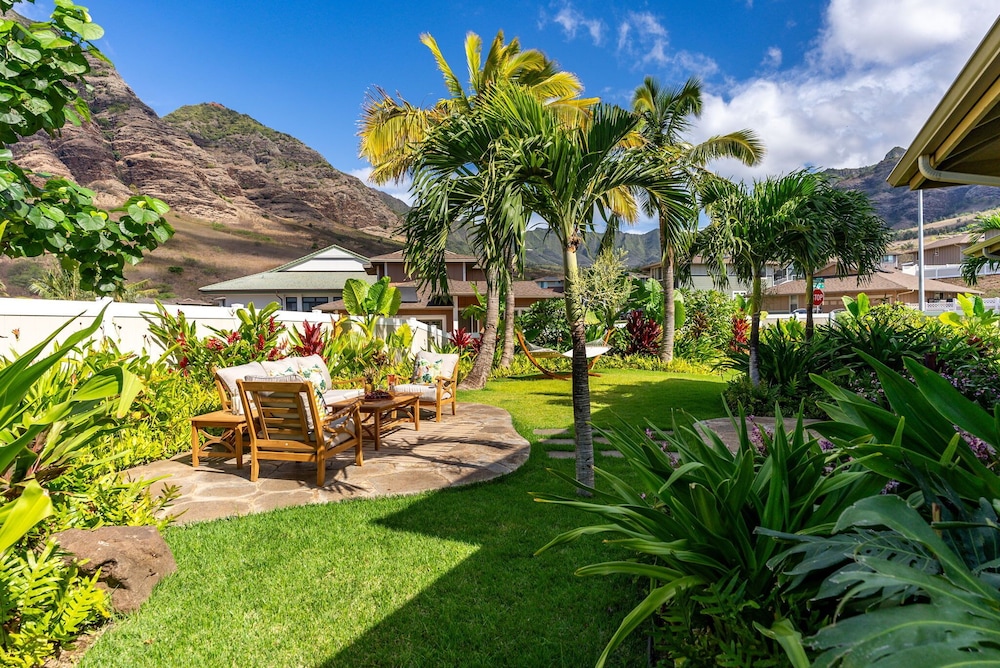@ Marbella Lane - Pōmaika'i Ocean Love Paradise