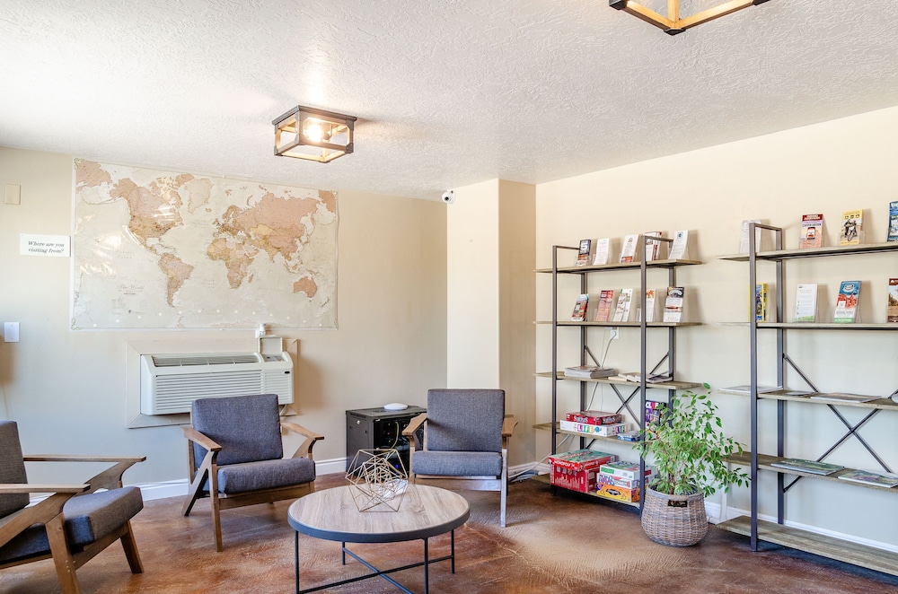 lounge