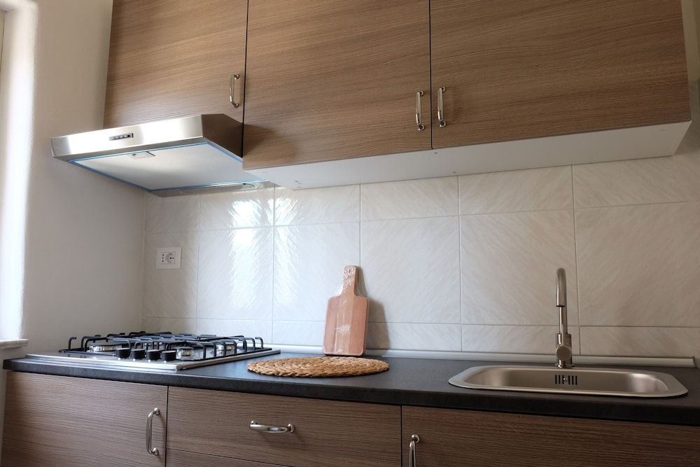 Myia 3B in Siracusa With 1 Bedrooms and 1 Bathrooms