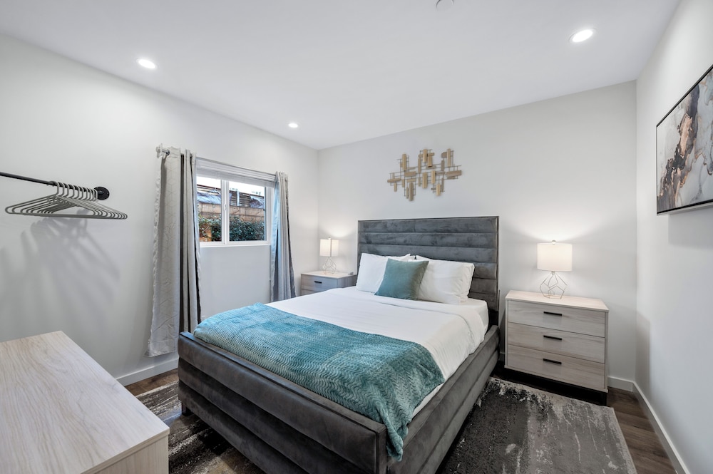 The Gower Street Bungalows by AvantStay