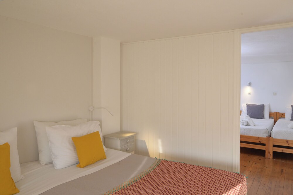 Antonis Apts - Physio Fitness Retreats