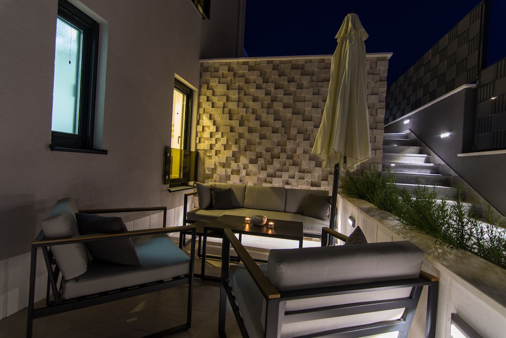 Villa 21 view 3