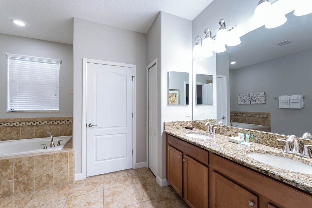 9BR Family Villa Pool Near Disney