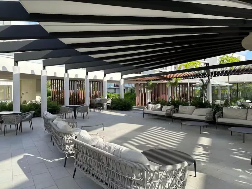 NOK Stlyish 1BR Apartment by Vistacana Rentals