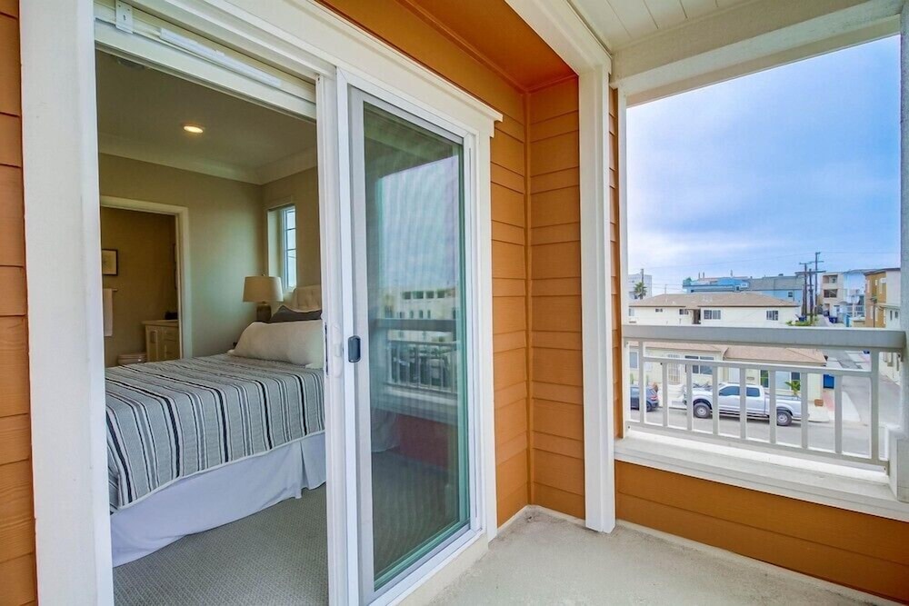 Santa Barbara Loft