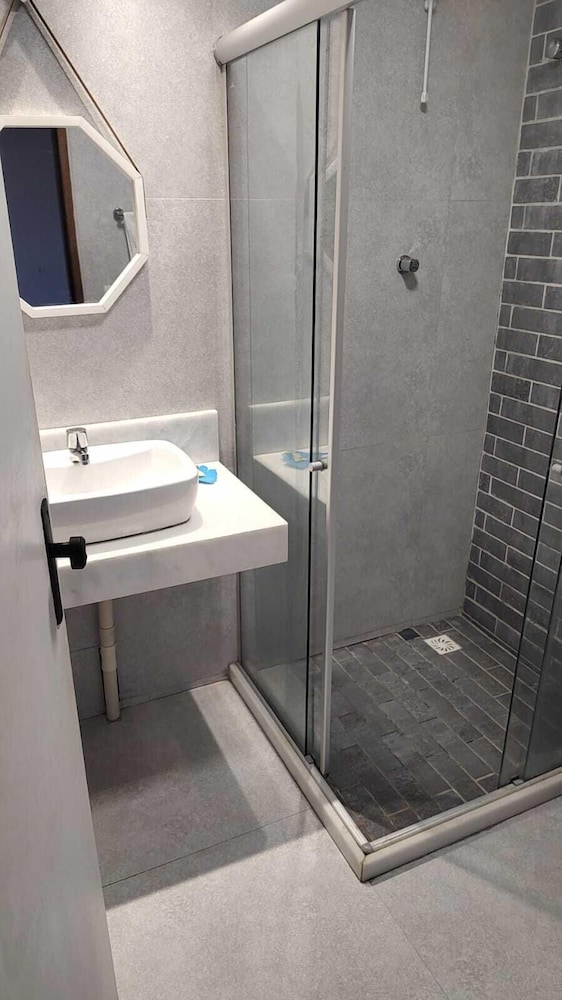Clara Lua Suites