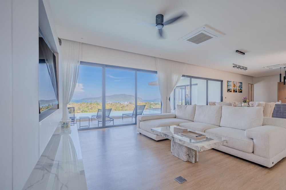 The Salin Seaview Villas