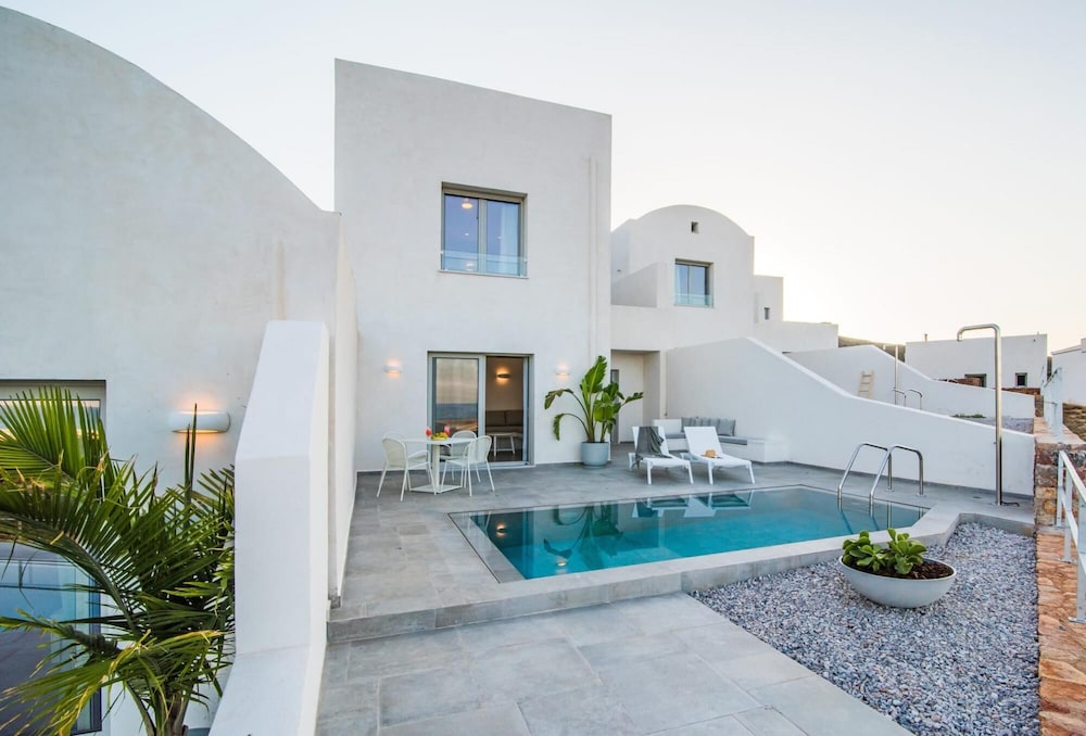 Makrikythera Luxury Suites - Private Pool Haven