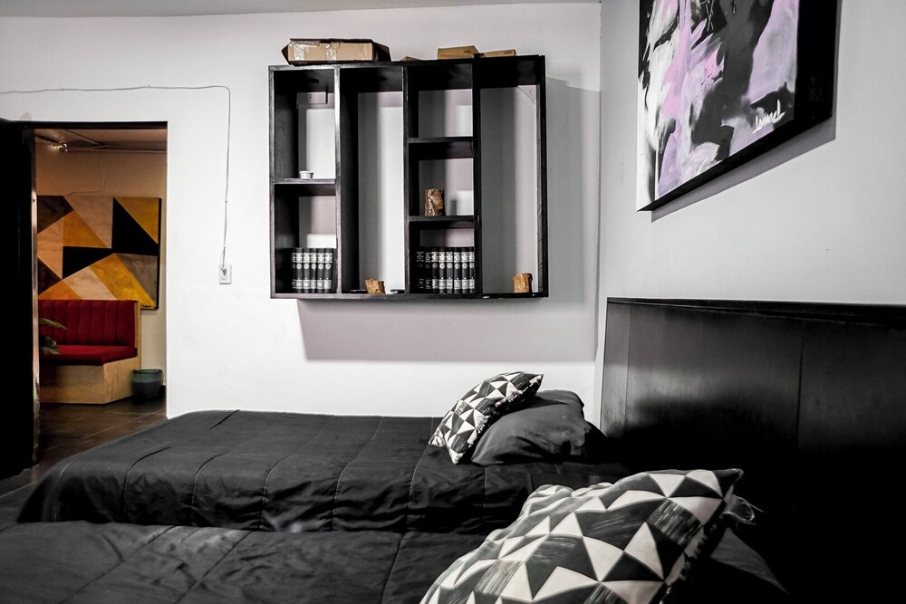 Private room Downtown 2 Guests