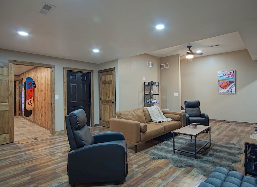 5 Br: Cupp Runneth Over - Luxurious Retreat Nestled 9.7 Miles From Snowshoe
