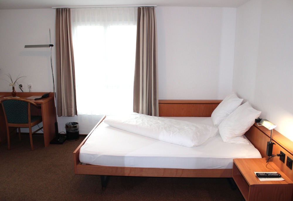 TOP Hotel Freihof Unteraegeri