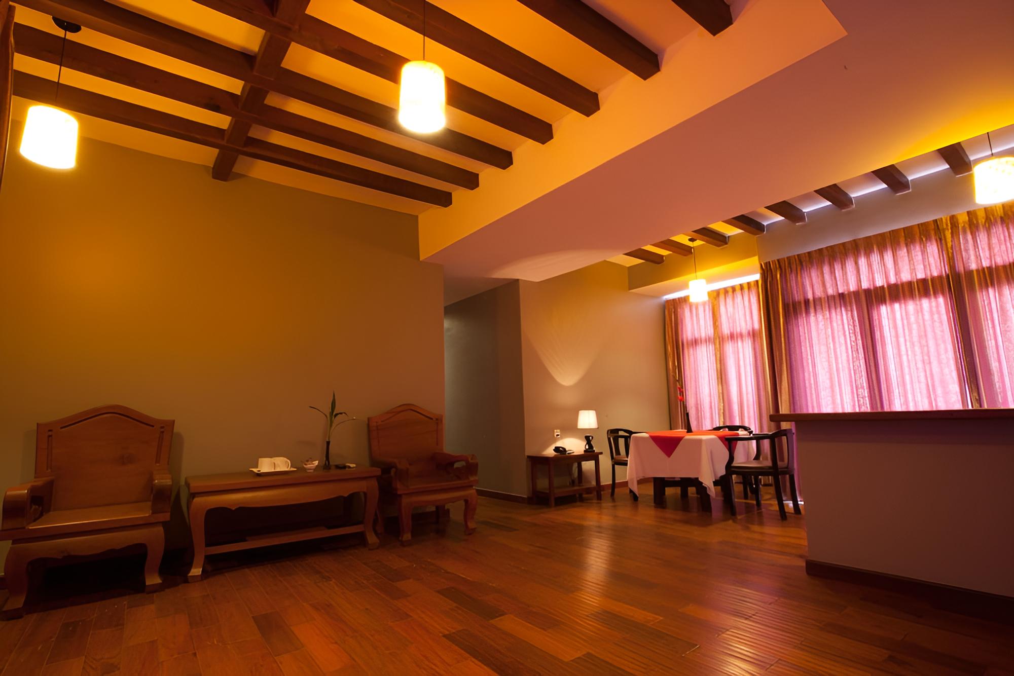 Le Grand Mekong Hotel