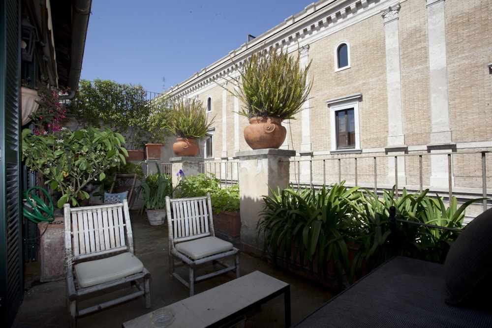 Splendid Penthouse in Campo de Fiori