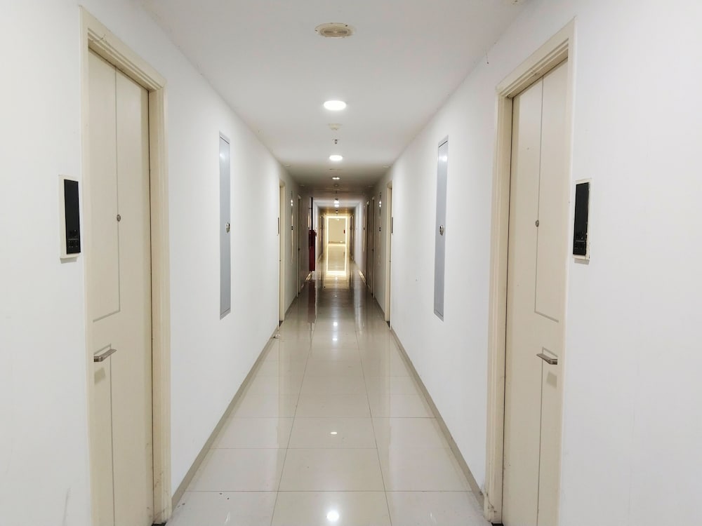 Circle Rooms Patraland Urbano